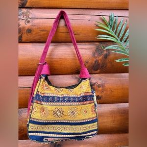 Woman’s purse. Handmade in Turkey. Never been used.